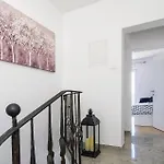 Four-bedroom In Pisak