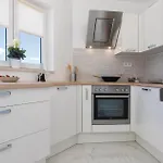 Four-bedroom In Hébergement de vacances *